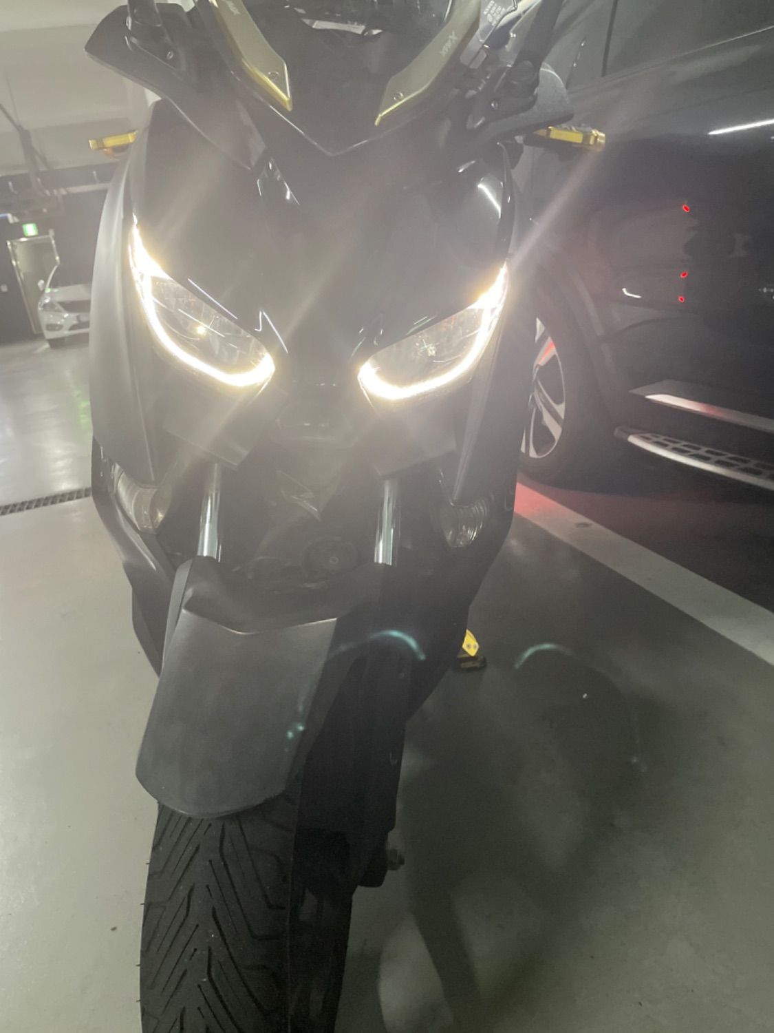 야마하 XMAX 300 ABS more