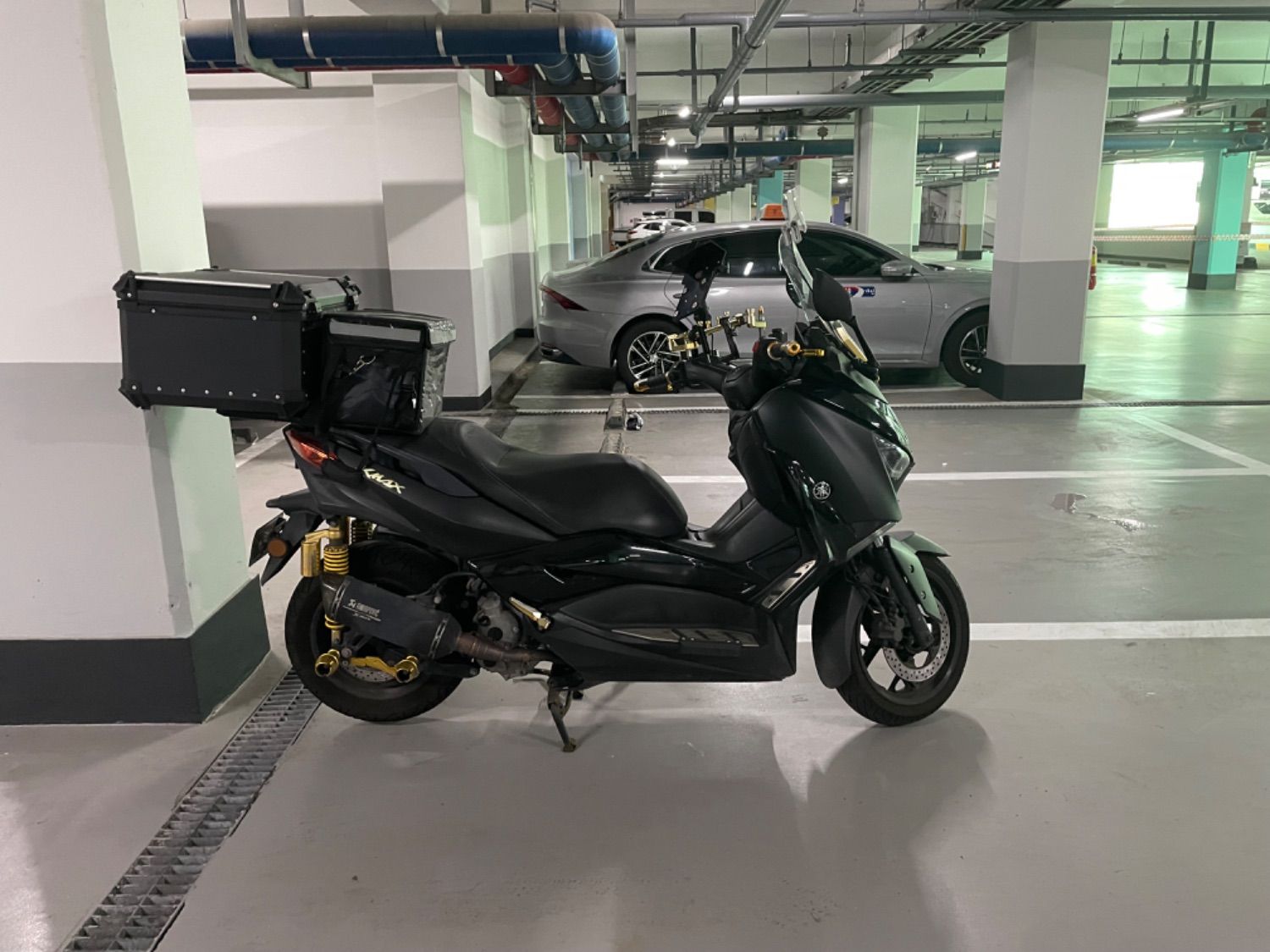 야마하 XMAX 300 ABS thumb 2