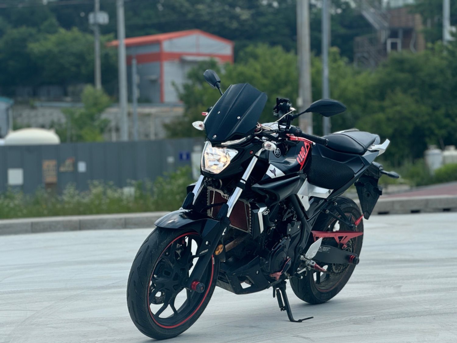 야마하 MT 03 more