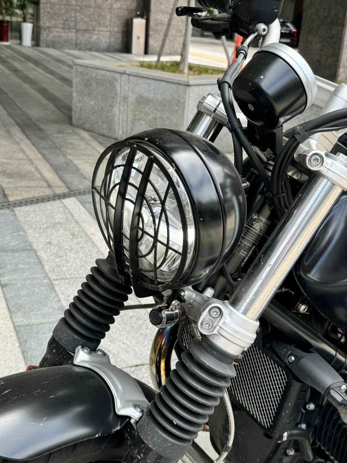 BMW R nine T 스크램블러 more