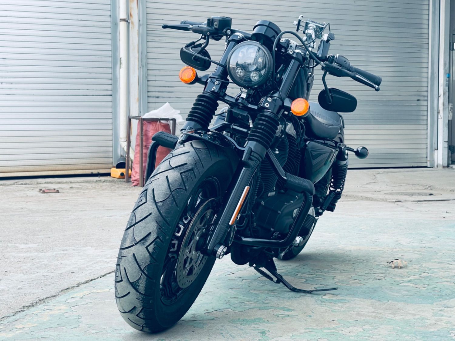 할리데이비슨 포티에잇 more