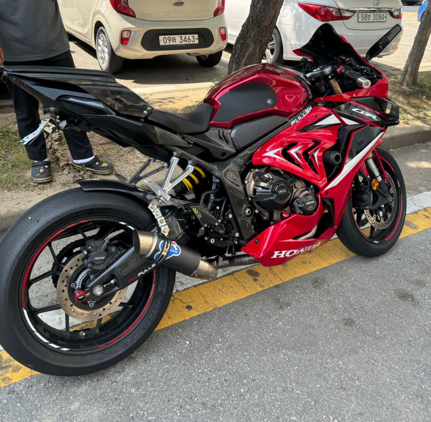 혼다 CBR 650 R MT thumb 2