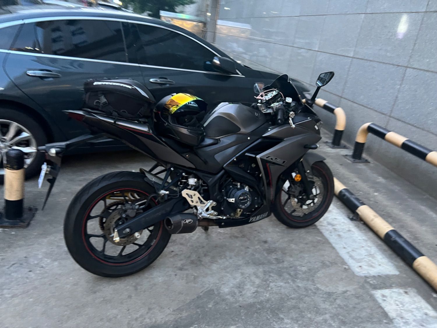 야마하 YZF R3 thumb 2