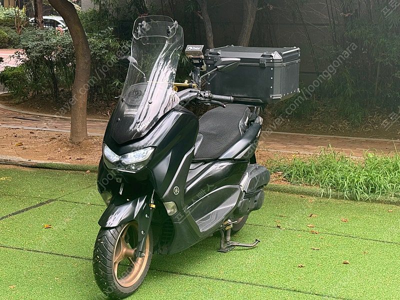 야마하 NMAX 125 more