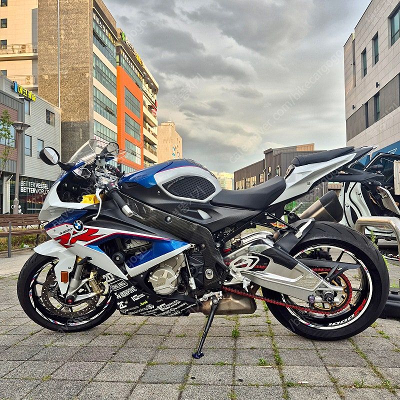 BMW S 1000 RR thumb 2