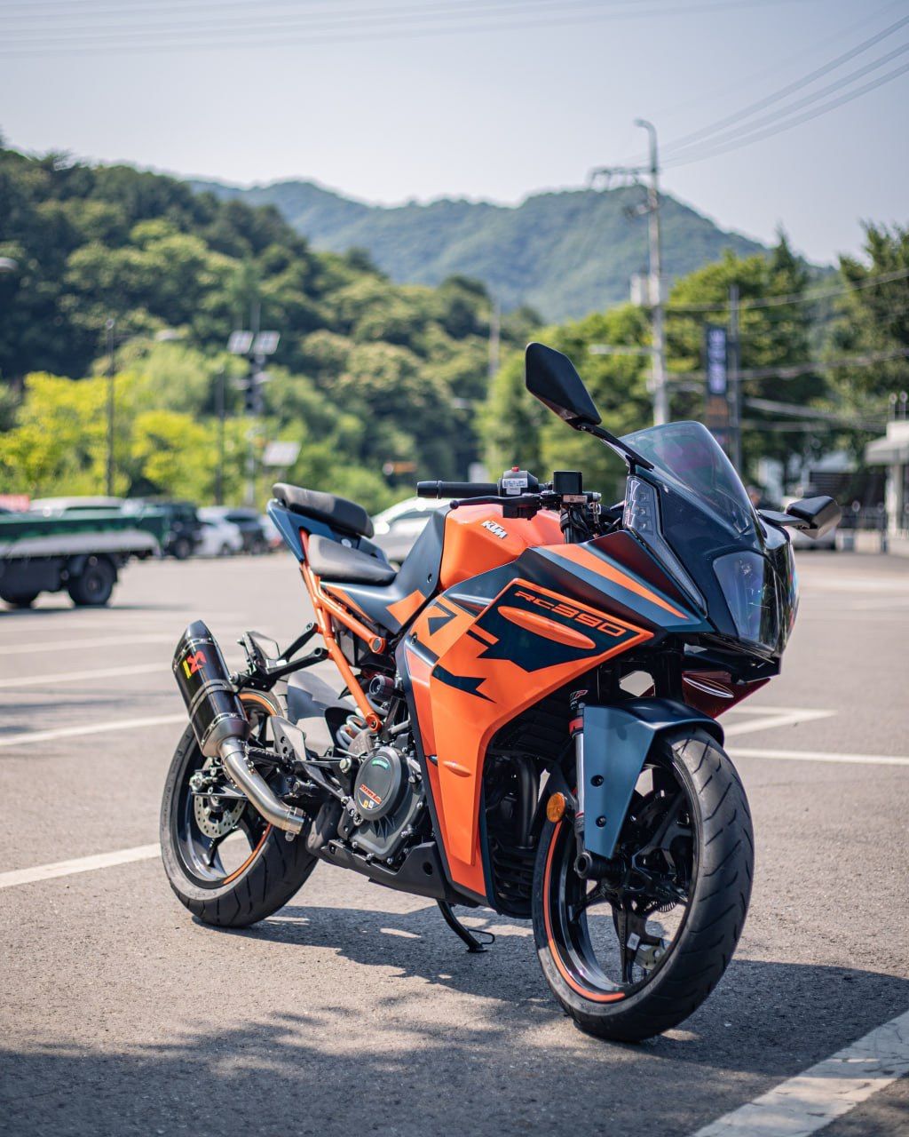 KTM RC 390 more