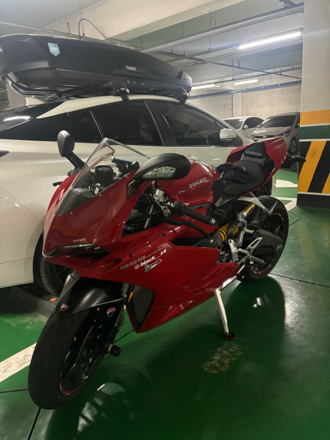 두카티 959 파니갈레 thumb 2