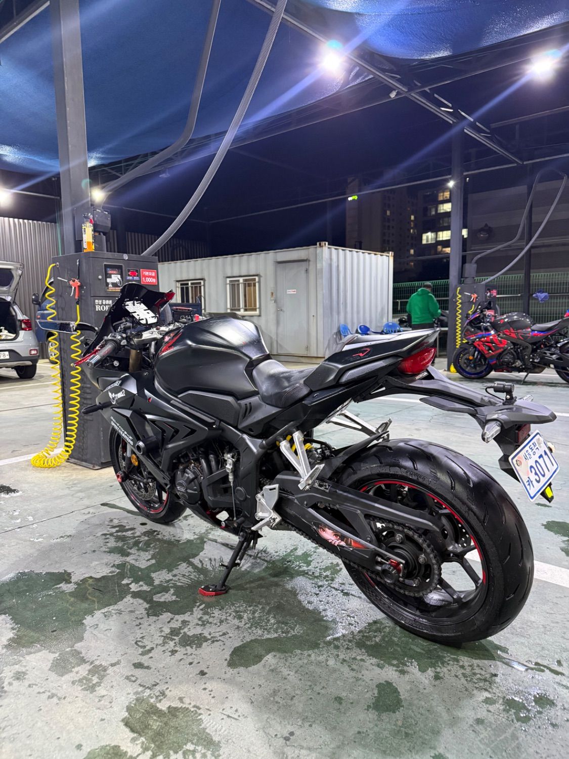 혼다 CBR 650 R MT 2020 블랙 사진 2