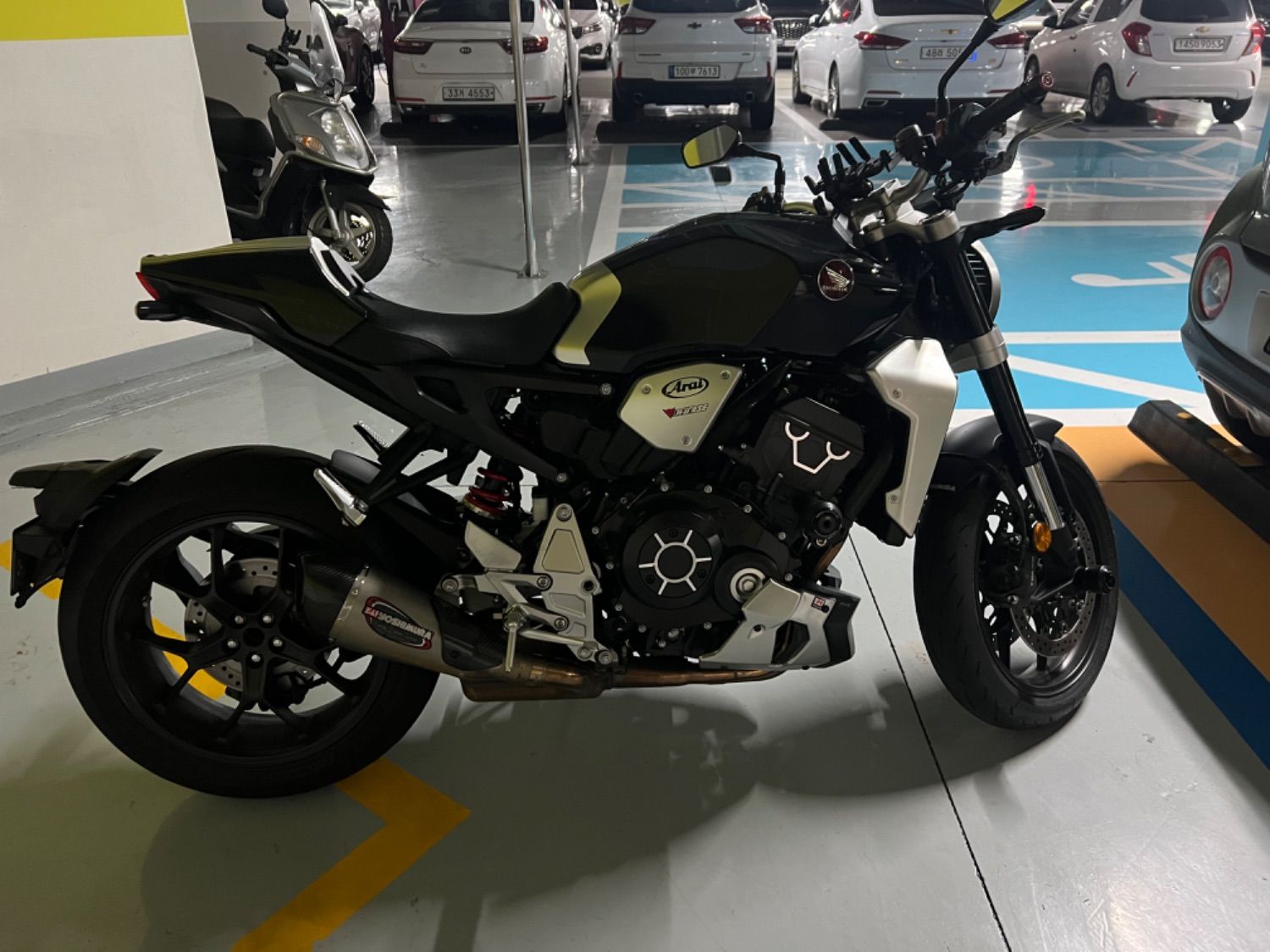 혼다 CB 1000 R 2019 블랙 사진 4