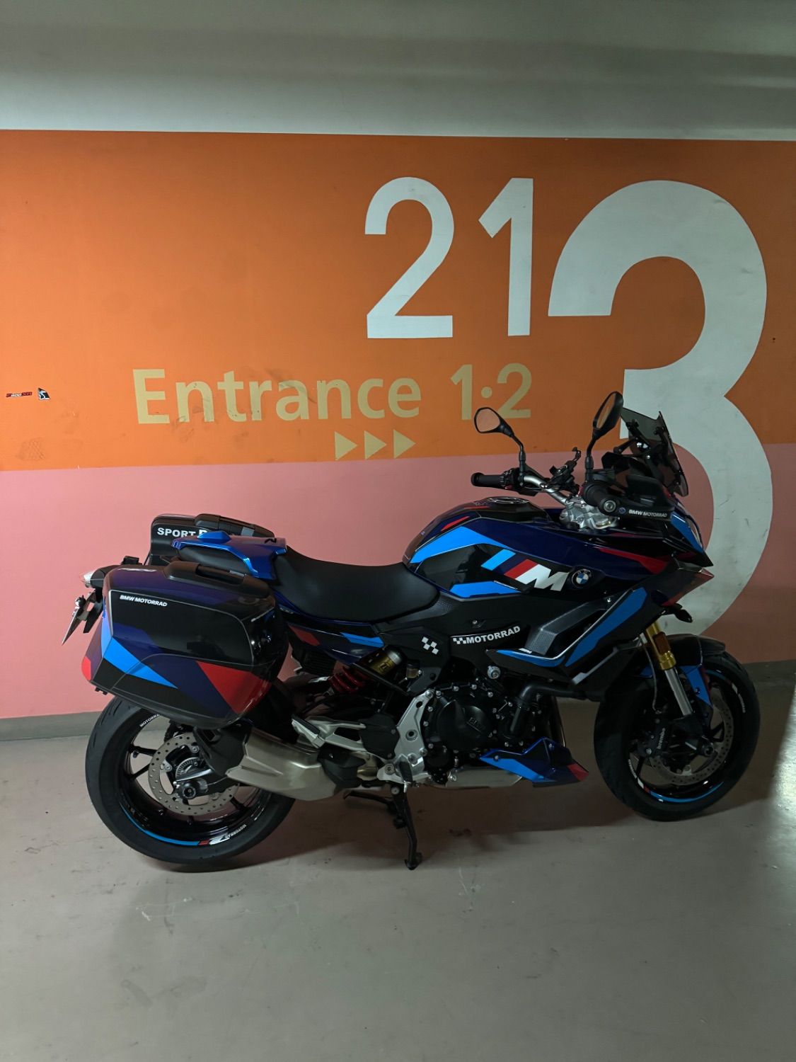 BMW F 900 XR thumb 2