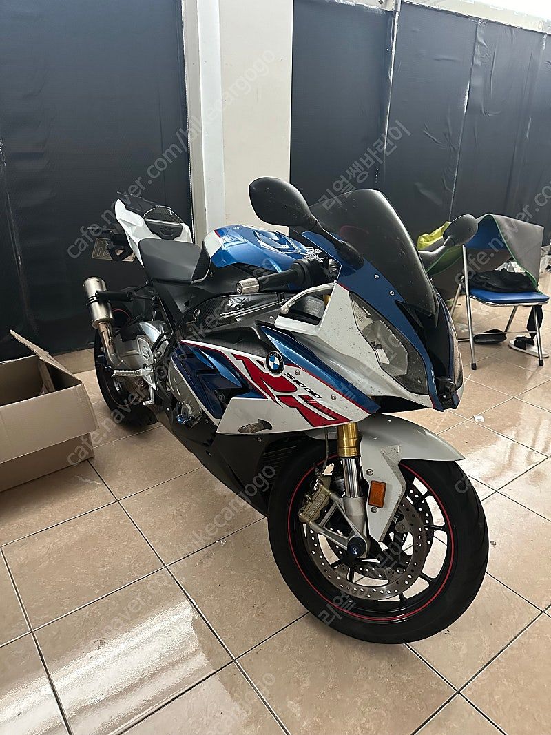 BMW S 1000 RR main