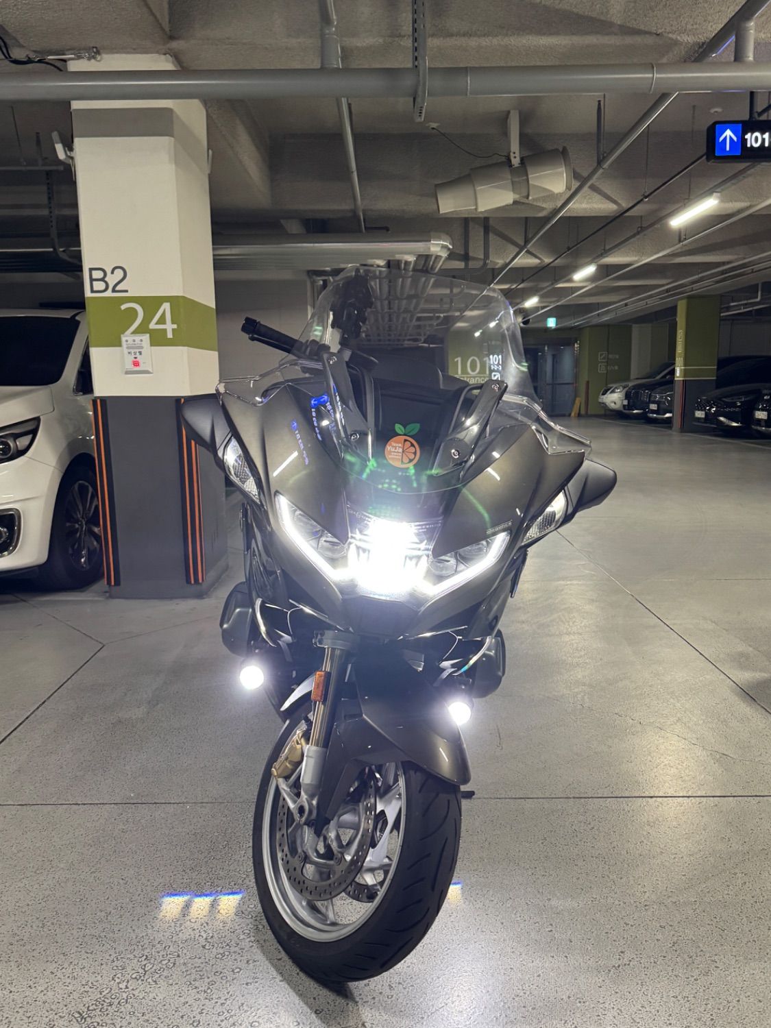 BMW R 1250 RT 2021 블랙 사진 5