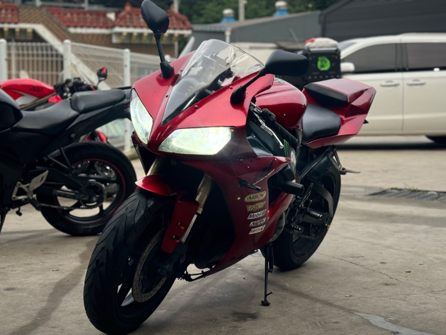 야마하 YZF R1 more