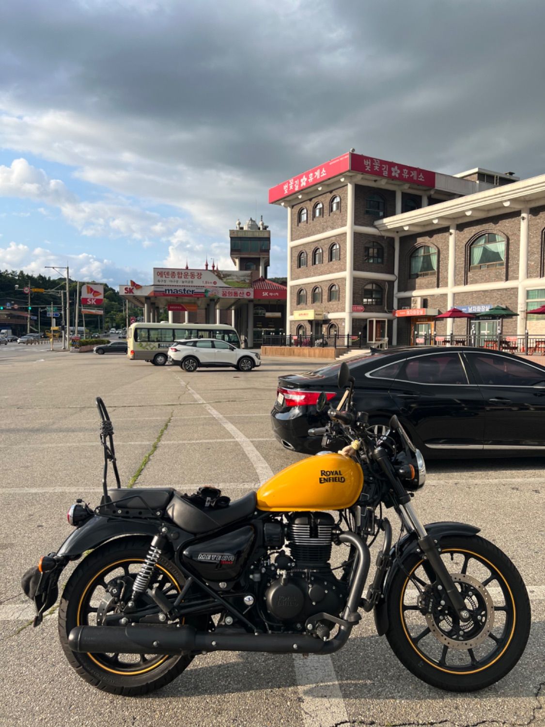 로얄엔필드 메테오 350 thumb 2