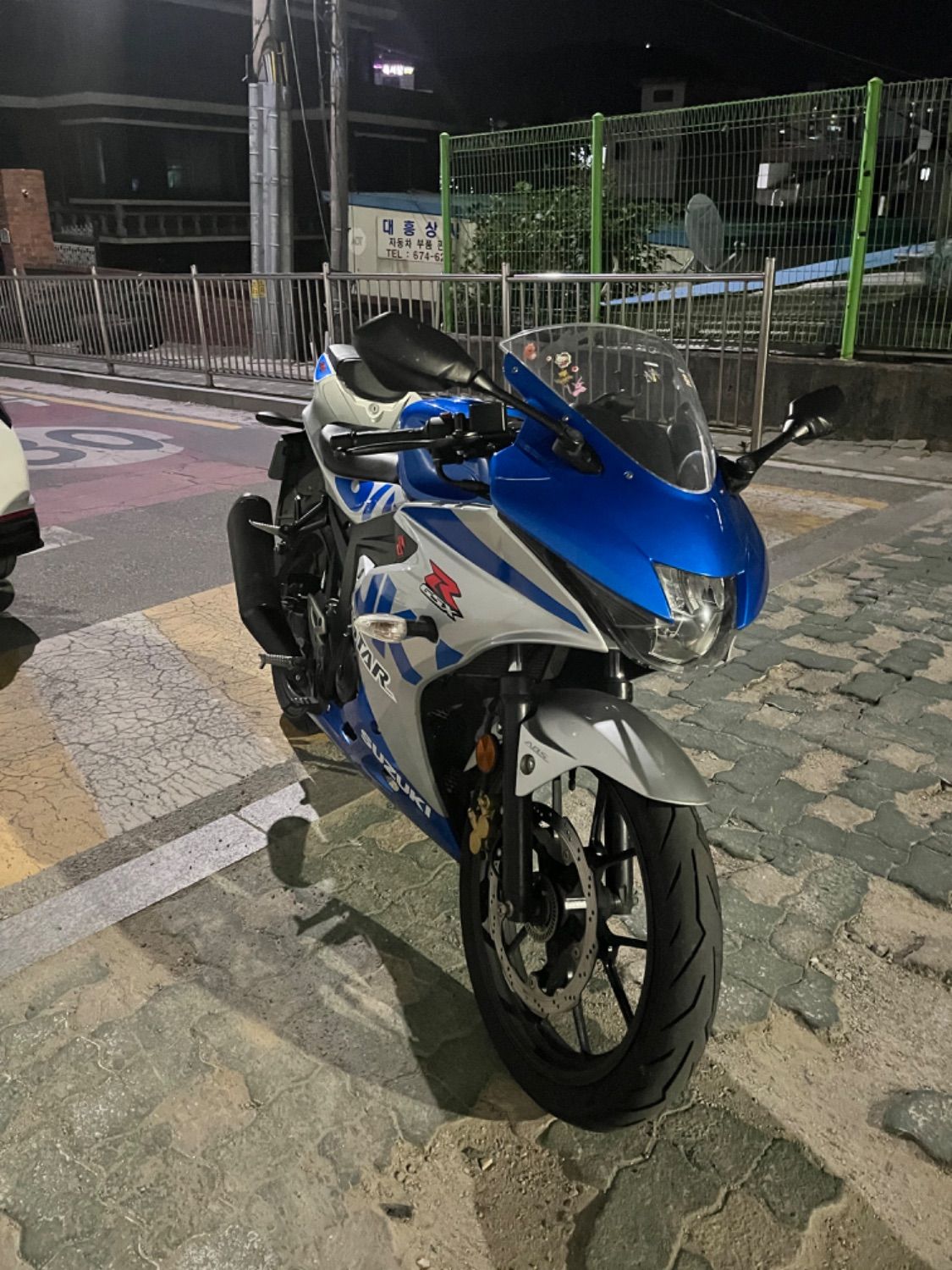 스즈키 GSX R 125 ABS more