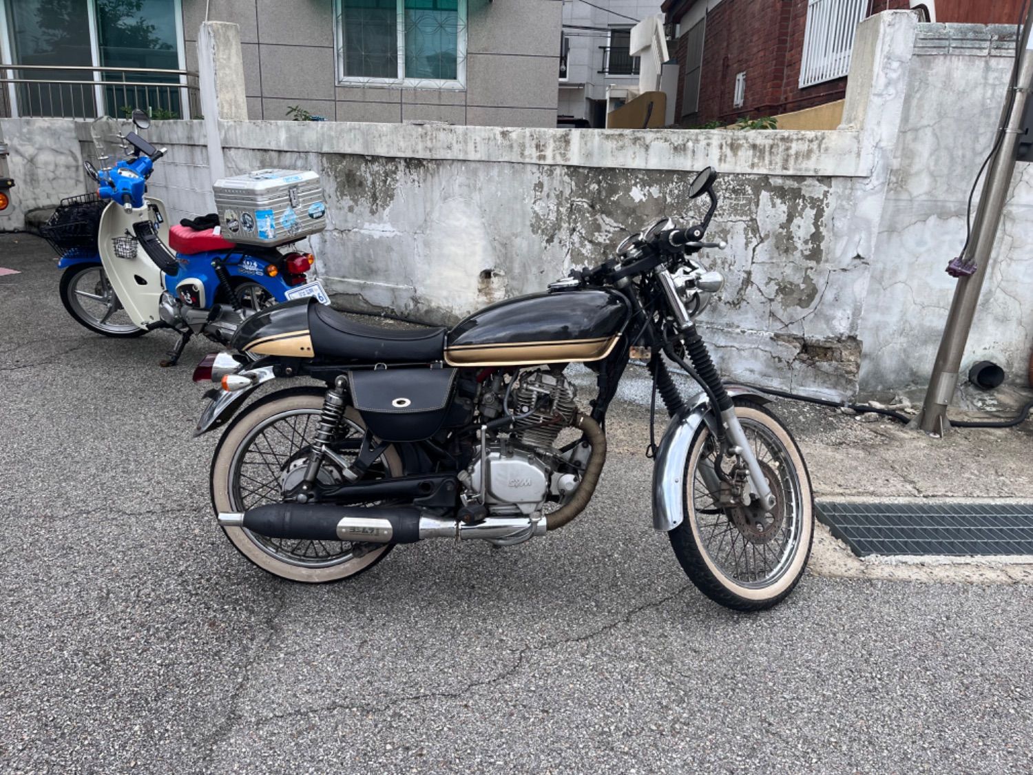 SYM 울프 125 레전드 more