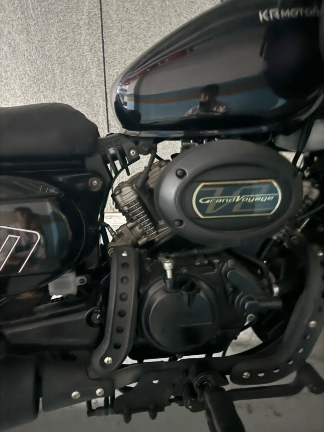 KR모터스 아퀼라 125 more