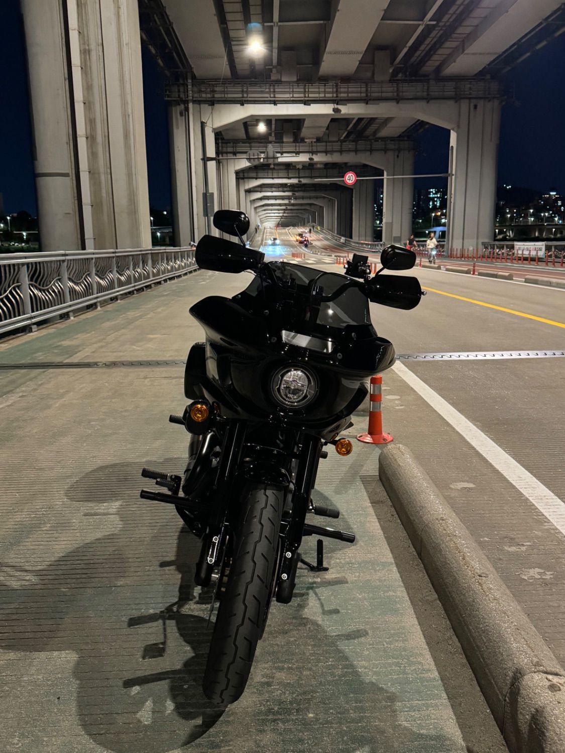 할리데이비슨 로우라이더 ST thumb 2