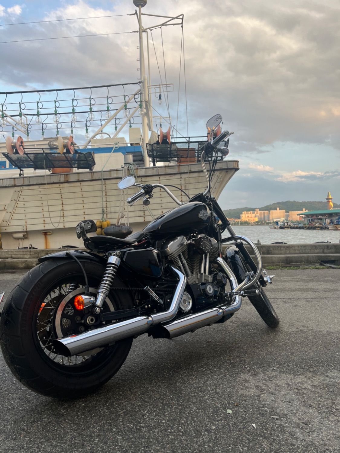 할리데이비슨 아이언 883 more