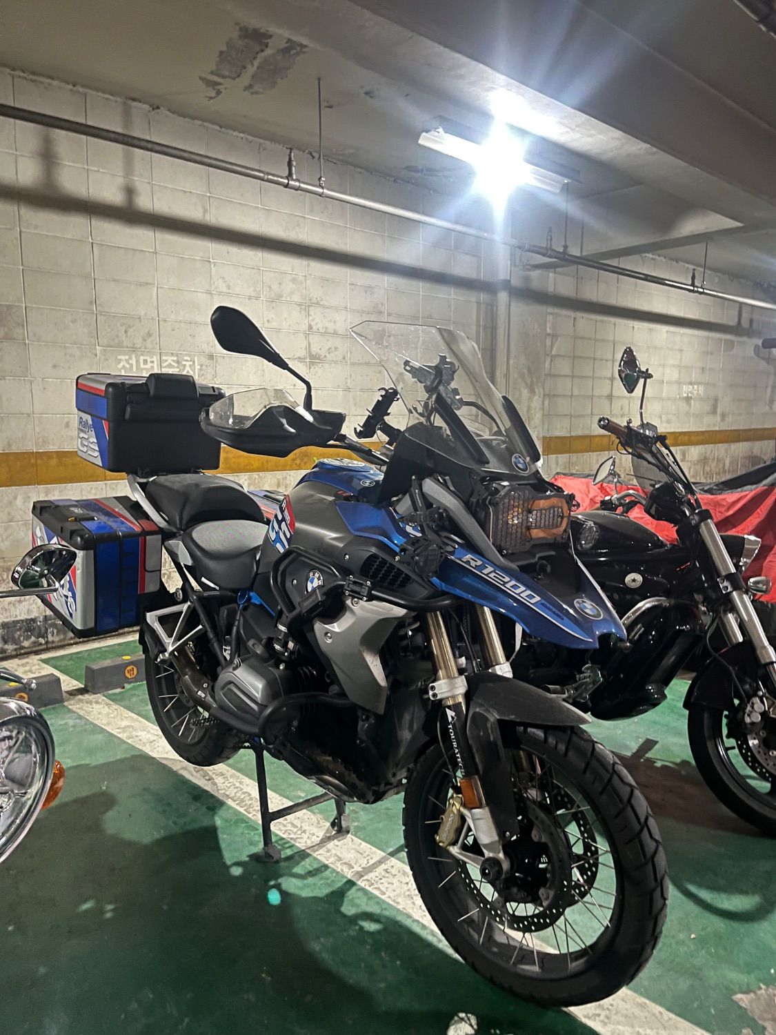 BMW R 1200 GS 2018 블루 사진 1