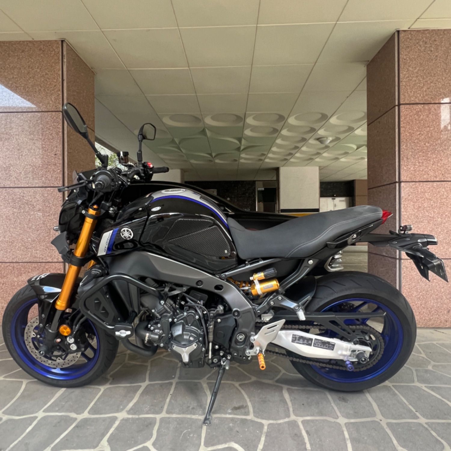 야마하 MT 09 SP 2021 화이트 사진 4