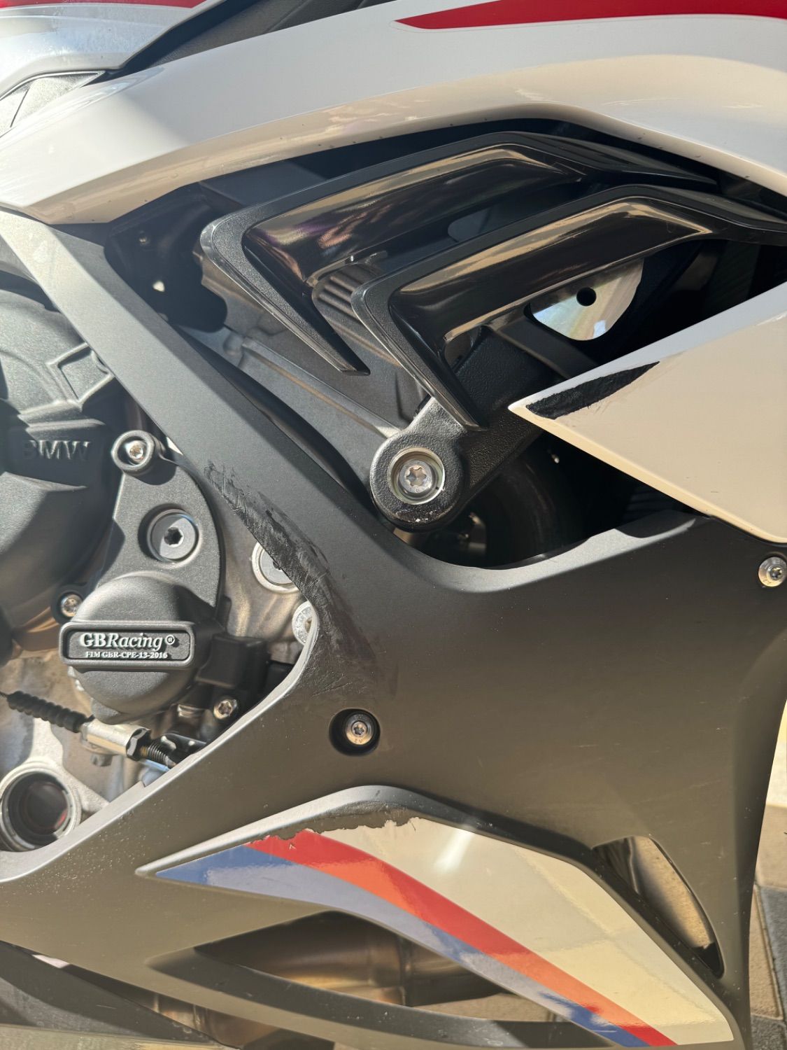 BMW S 1000 RR 2022 블랙 사진 4