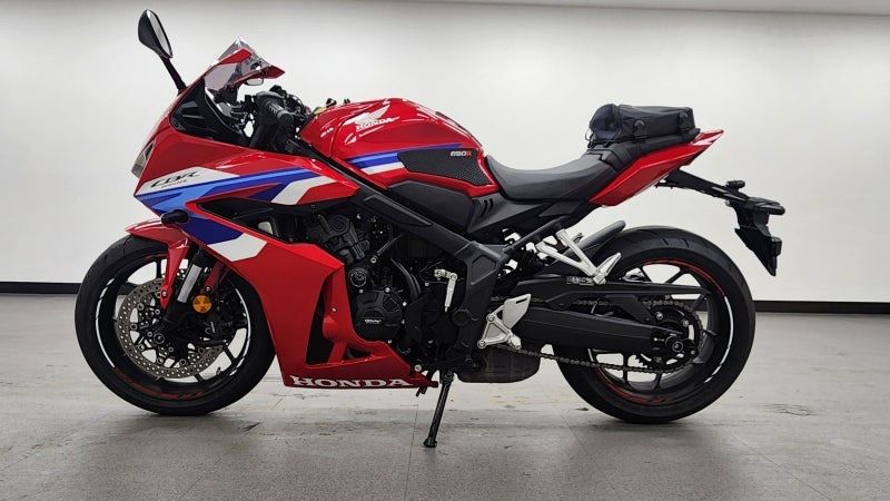 혼다 CBR 650 R MT 2021 레드 사진 2