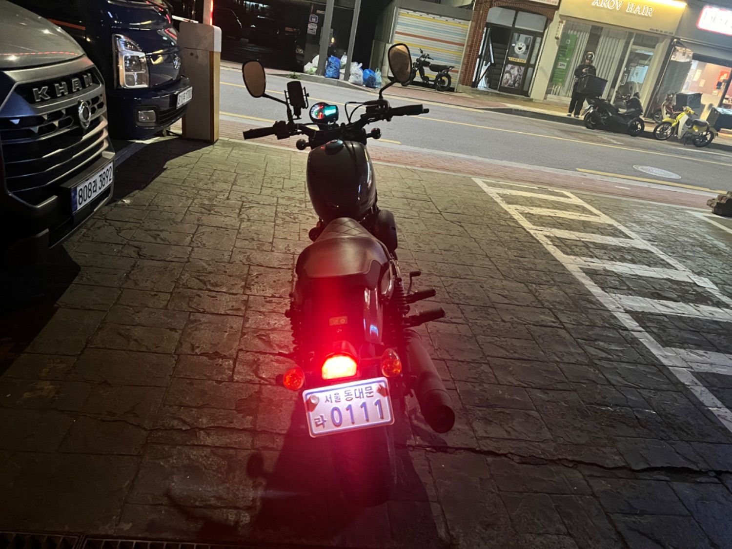 KR모터스 아퀼라 125 more