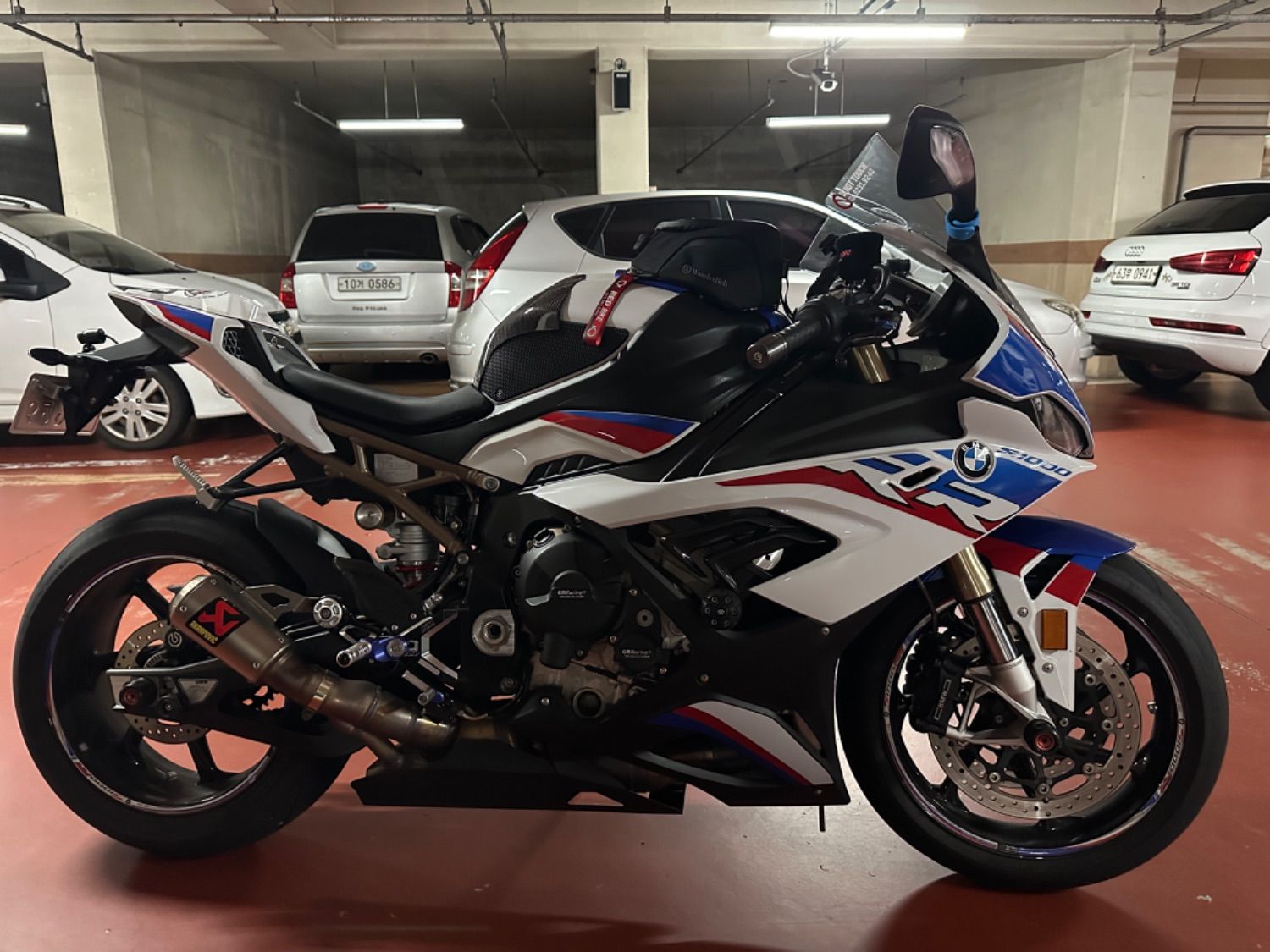 BMW S 1000 RR 2020 화이트 사진 4