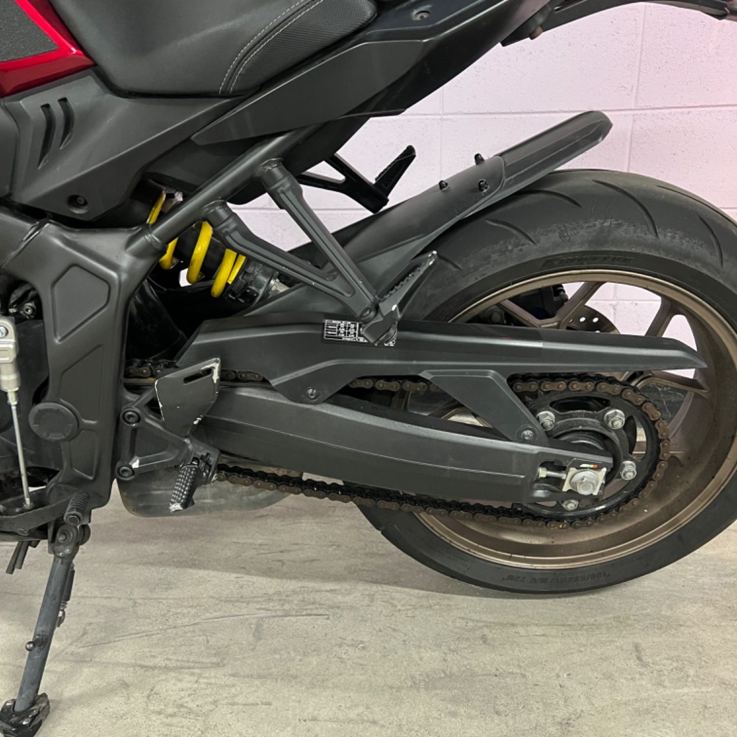 혼다 CB 650 R 2019 버건디 사진 6
