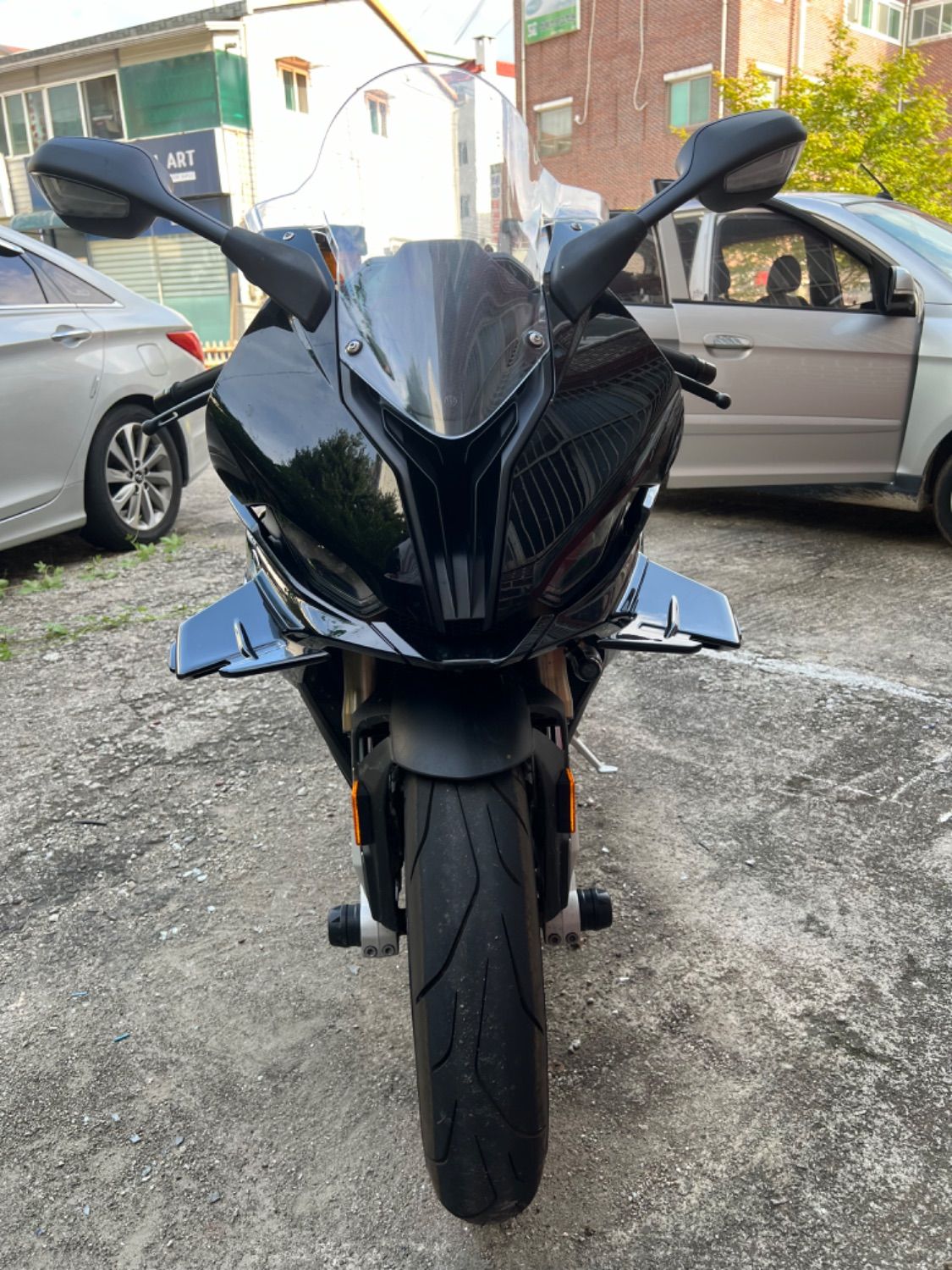 BMW S 1000 RR 2023 블랙 사진 3