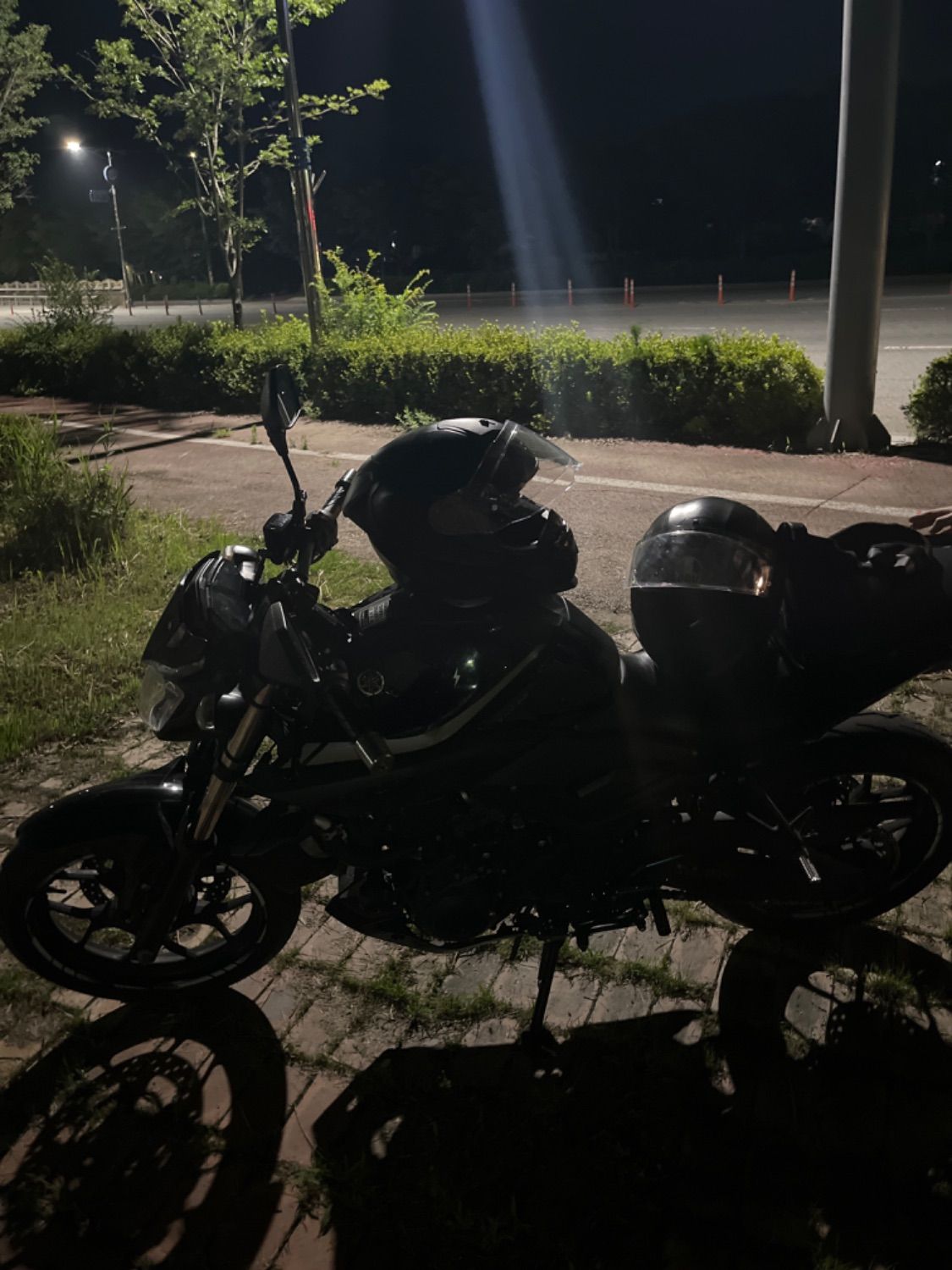 야마하 MT 03 thumb 2