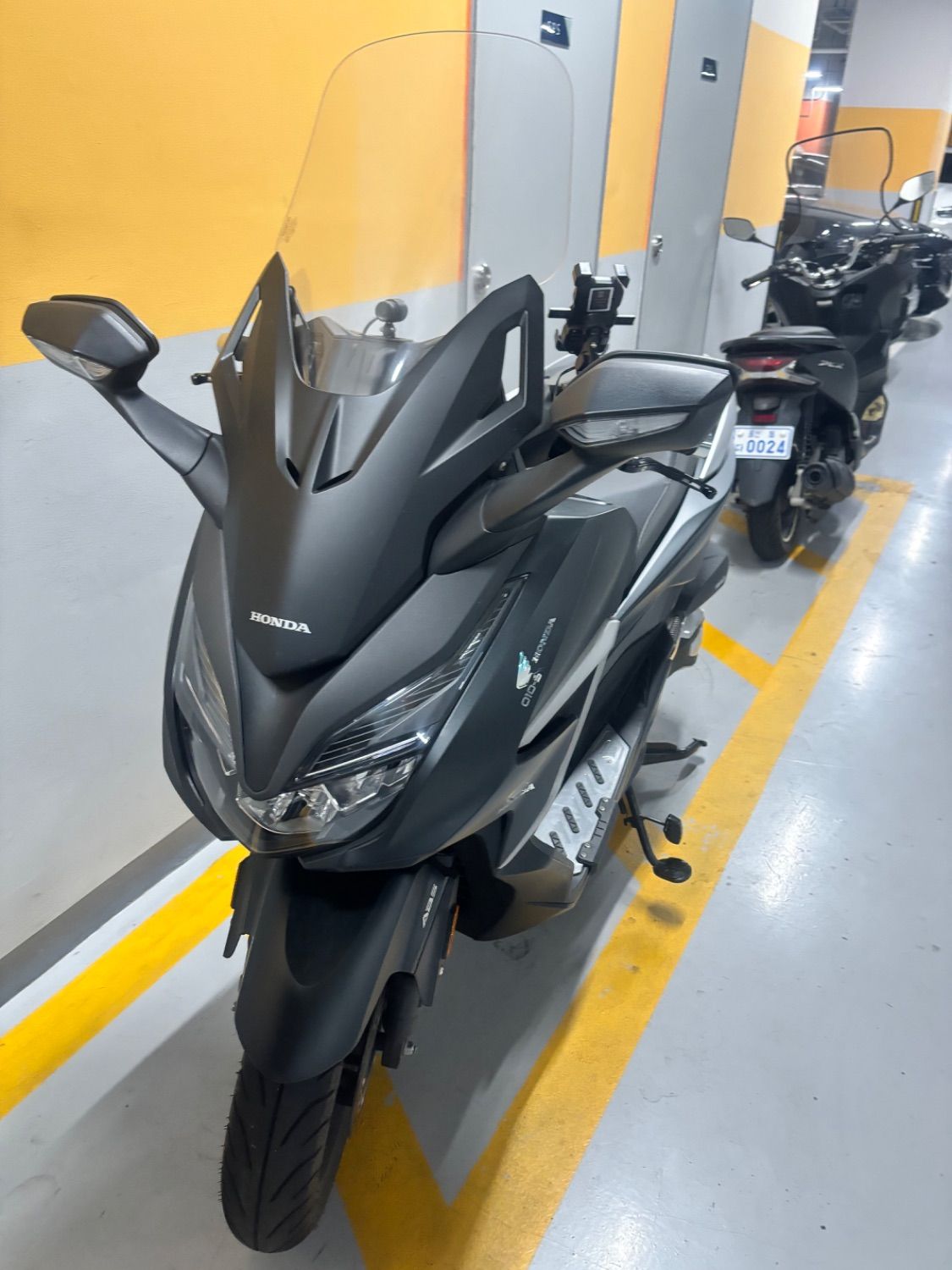 혼다 포르자 350 thumb 2