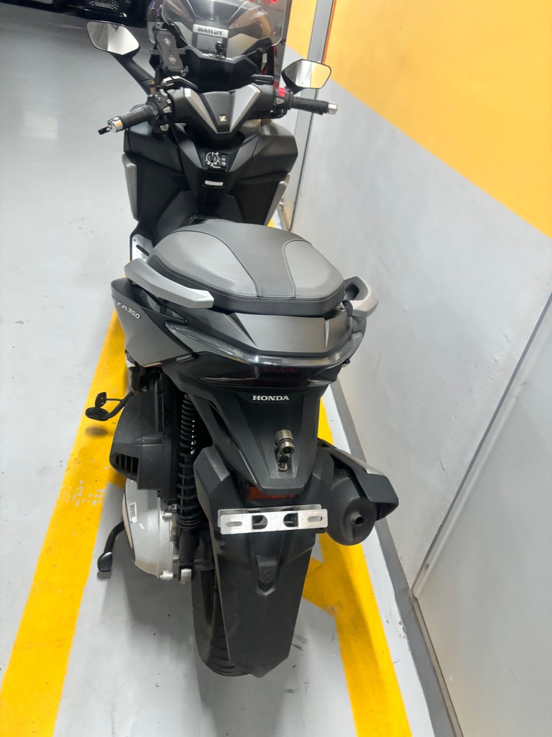 혼다 포르자 350 more