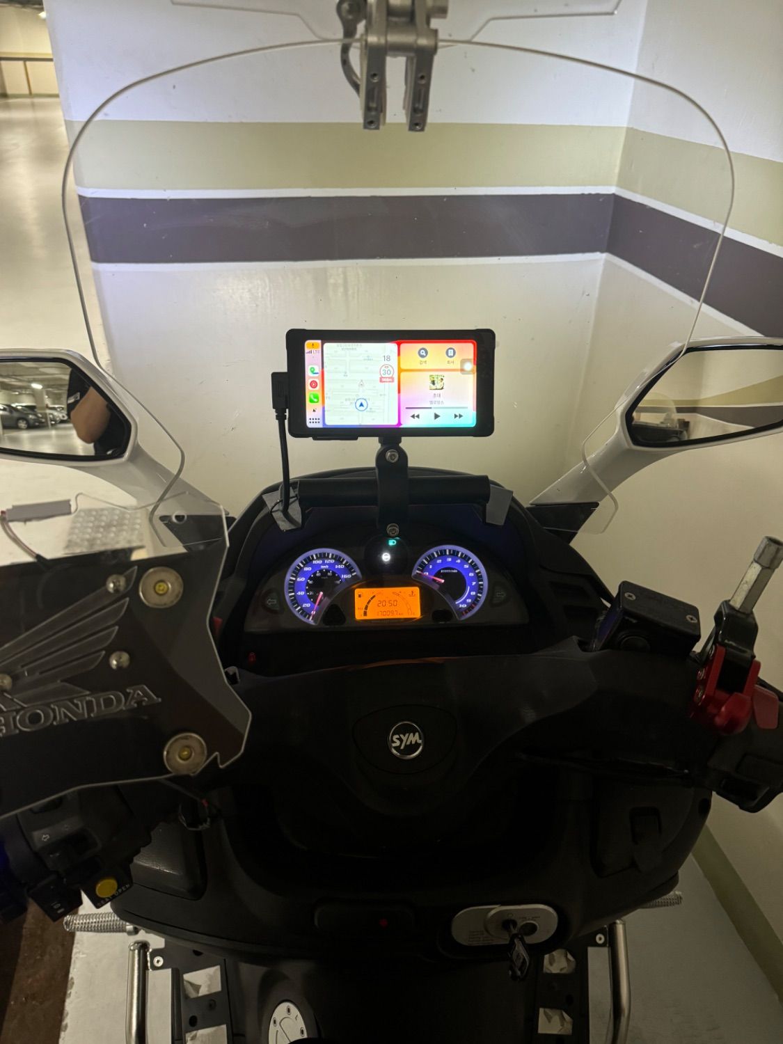 SYM 보이져 125 i thumb 2