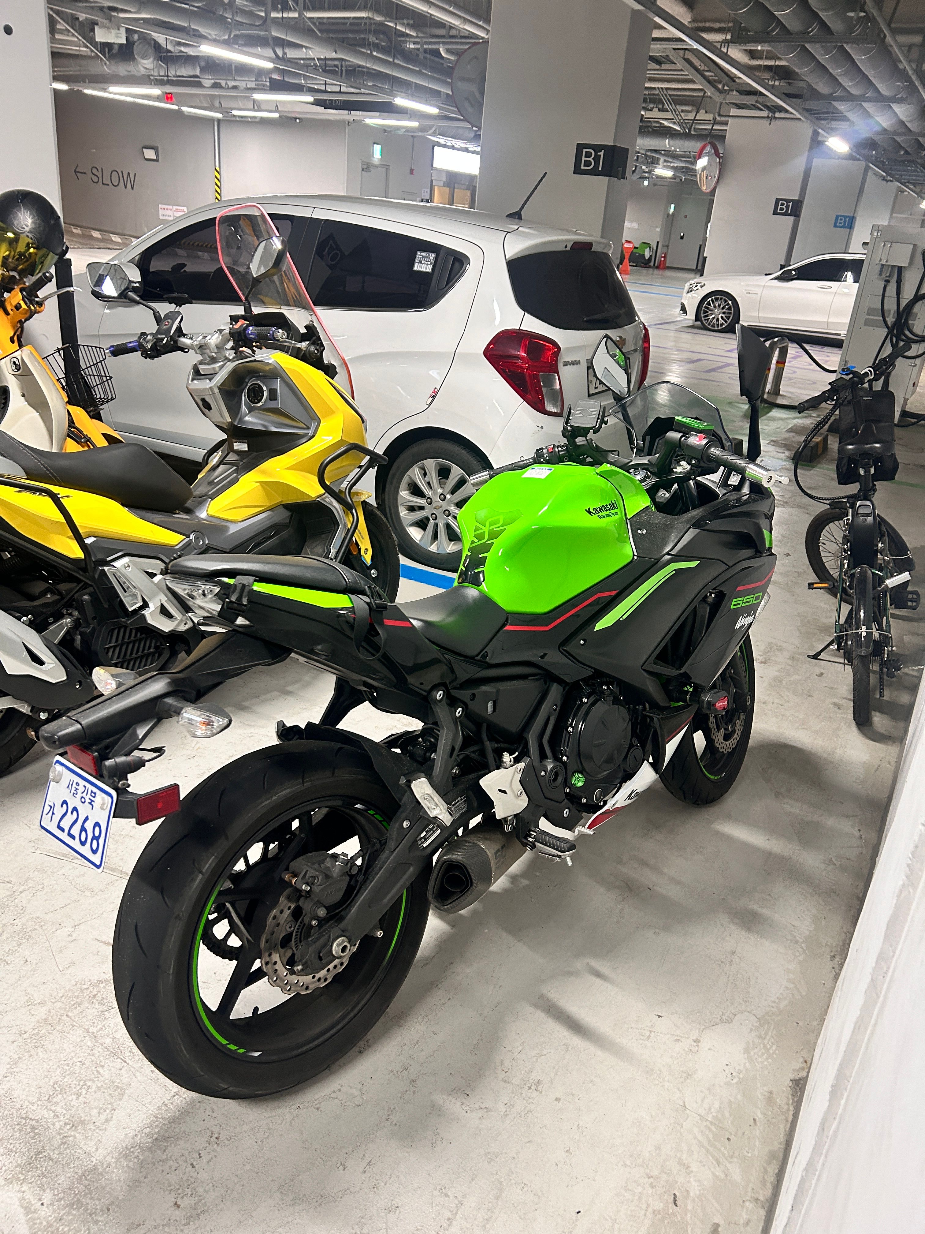 가와사키 닌자 650 thumb 2