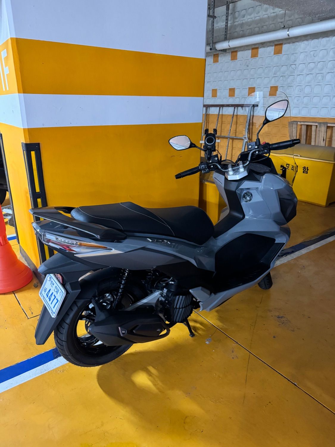 SYM VSX 125 ABS more