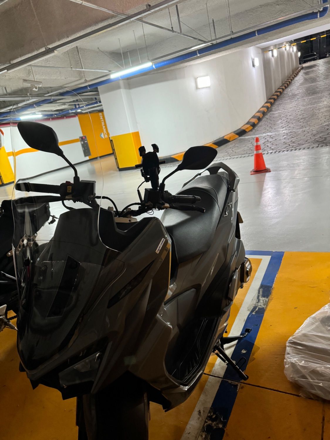 SYM VSX 125 ABS thumb 2