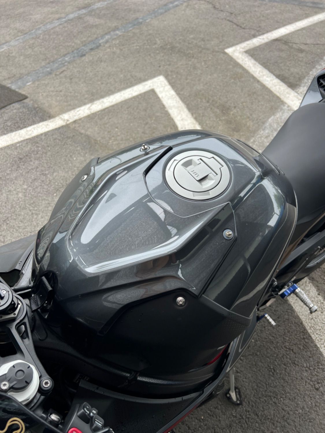BMW S 1000 RR 2022 블랙 사진 4