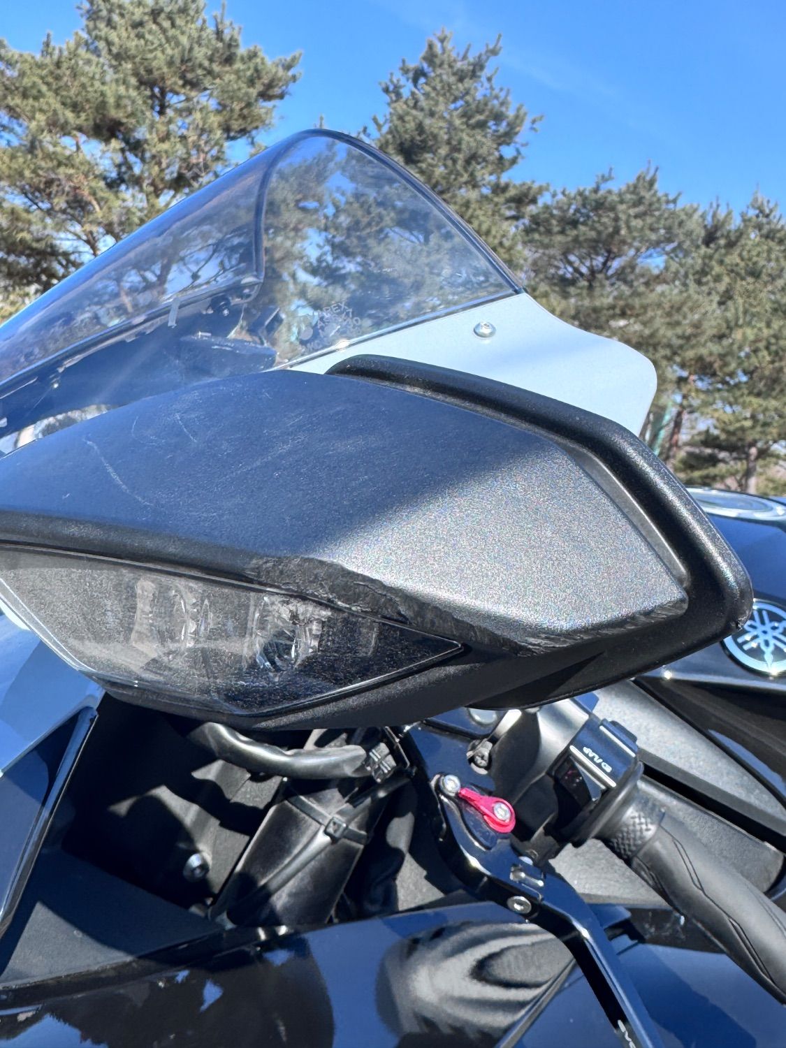 야마하 YZF R1 2020 블랙 사진 8