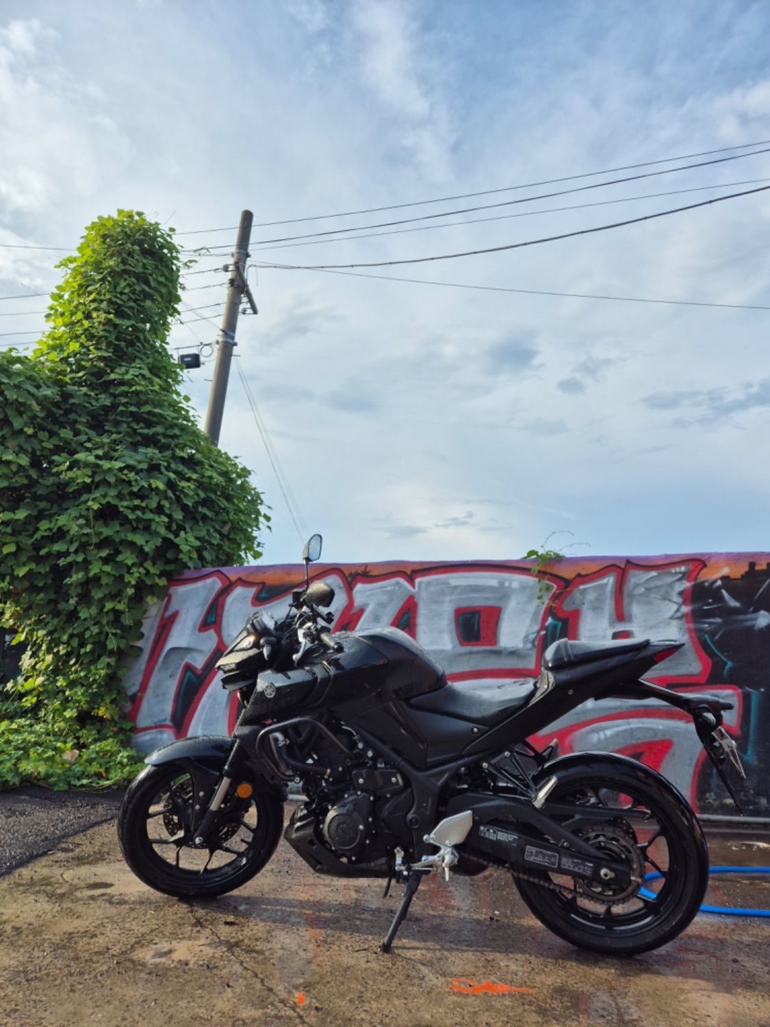 야마하 MT 03 thumb 2