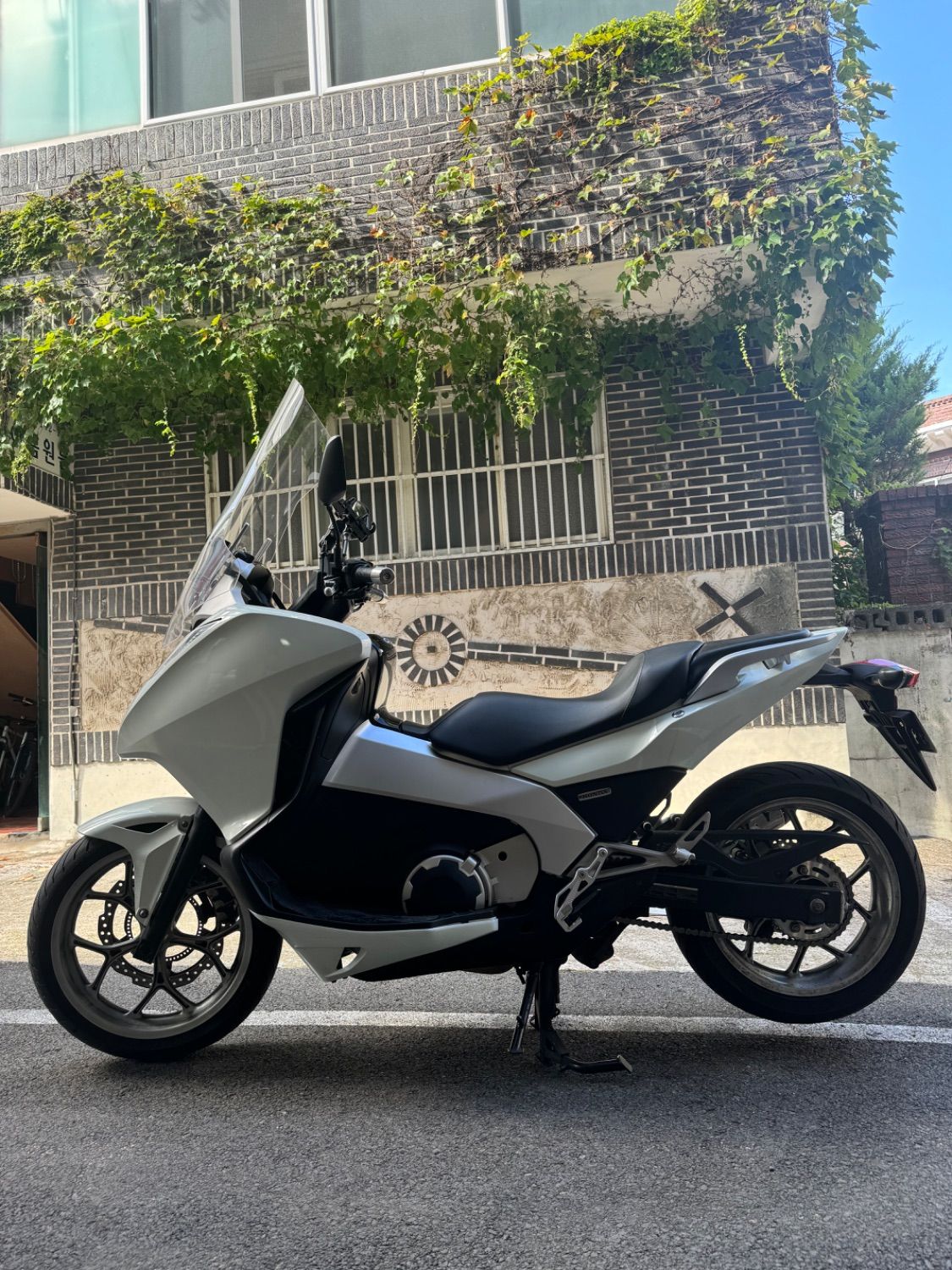 혼다 인테그라 700 thumb 2