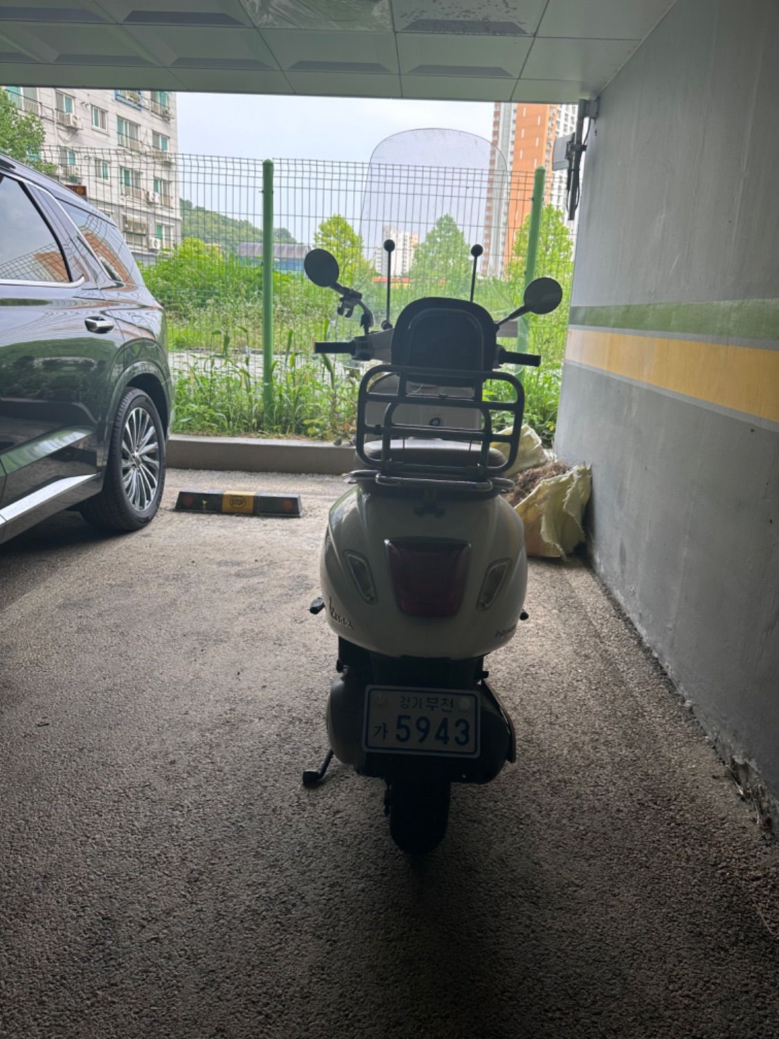 베스파 프리마베라 125 more