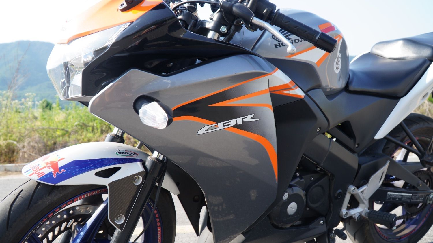 혼다 CBR 125 R thumb 2