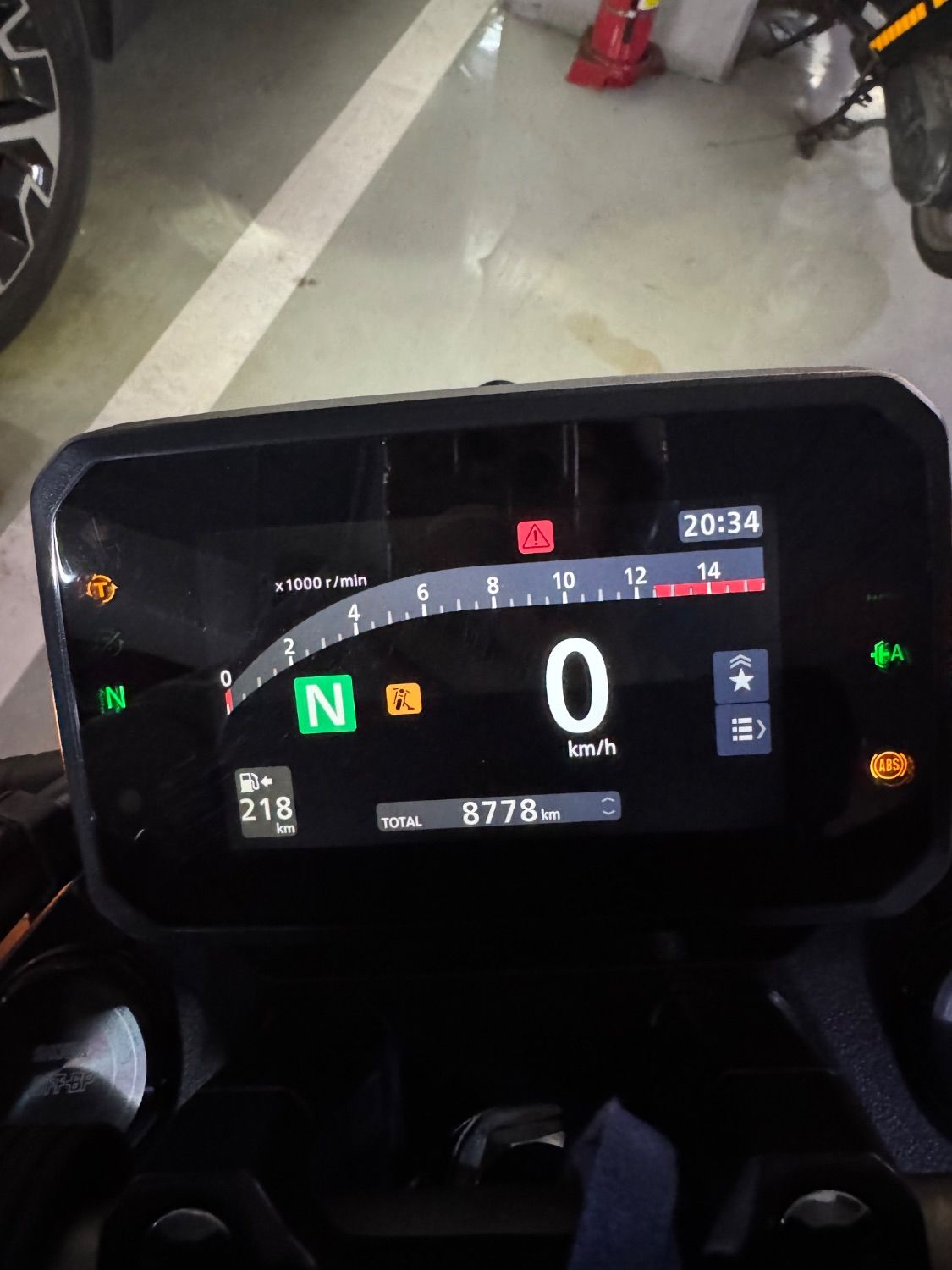 혼다 CB 650 R E-CLUTCH 2024 블랙 사진 5