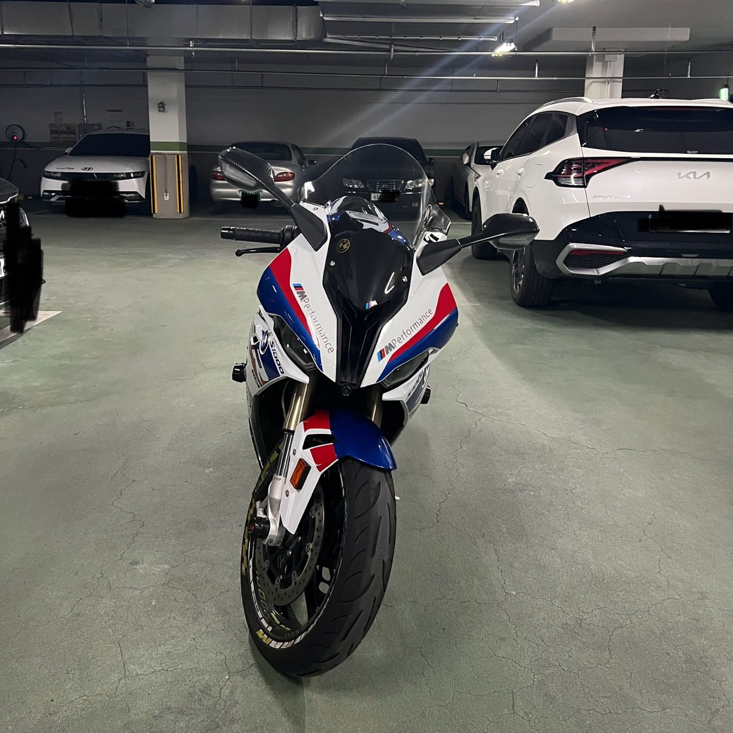 BMW S 1000 RR 2021 화이트 사진 2