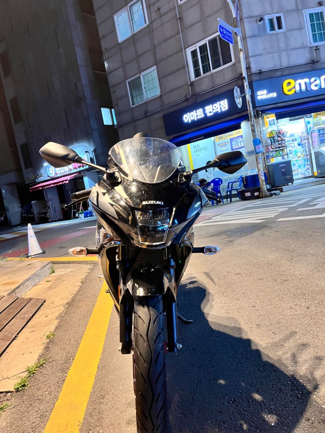 스즈키 GSX R 125 ABS more
