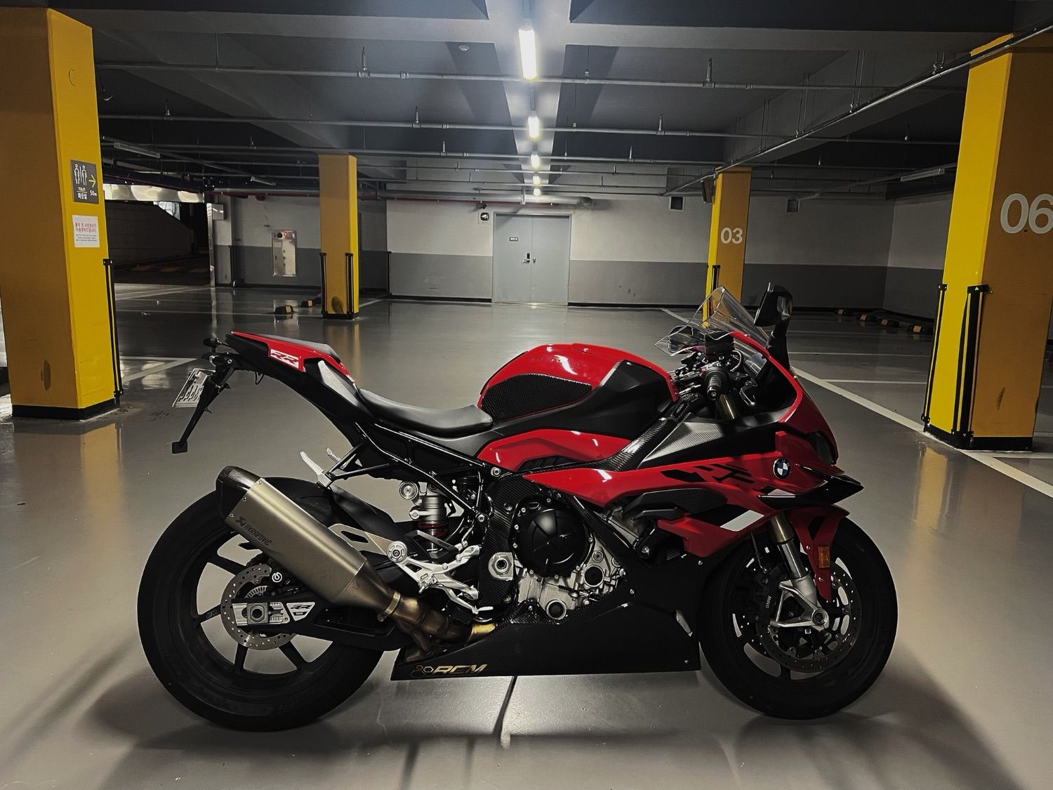 BMW S 1000 RR thumb 2