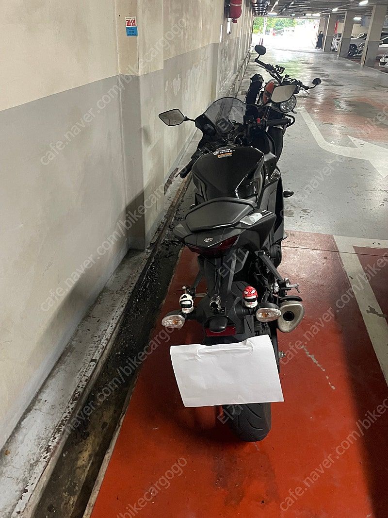 야마하 YZF R3 more