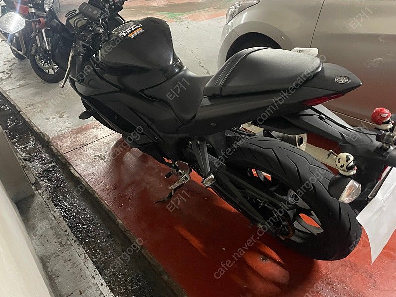 야마하 YZF R3 thumb 2